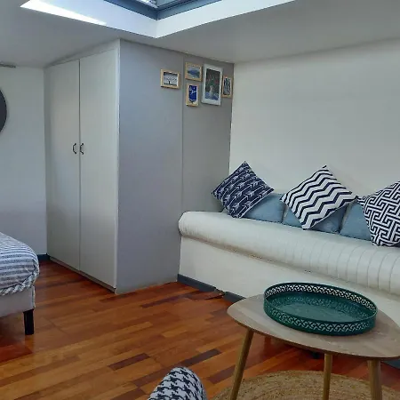 Atypique Independant Sur Peniche Apartment *